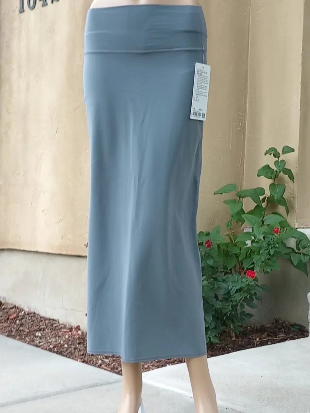 Long Skirt by Lululemon (Nulu Slim Fit High Rise Maxi Skirt) XS, gray color, NWT